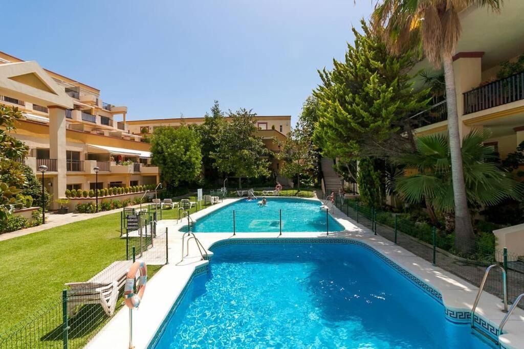 Oleholidays 603 Romana Playa Primera Linea Playa Marbella Exteriér fotografie